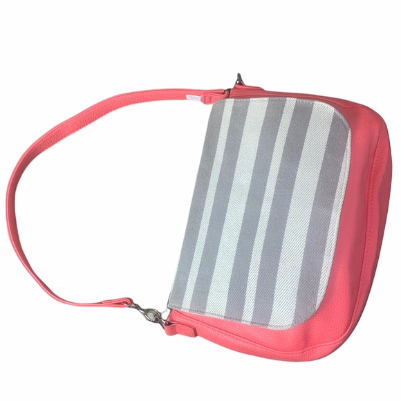 THIRTY ONE Studio Classics bundle calypso coral pebble with double stripe purse - Picture 3 of 4